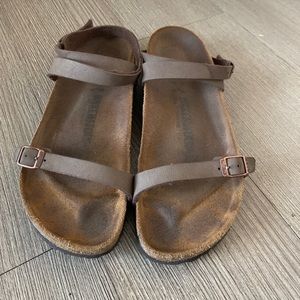 Brown Daloa Birkenstock sandals